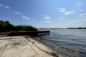 дом по адресу Центральна