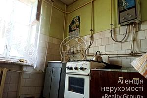 квартира по адресу Єсеніна, 1