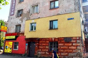 квартира за адресою Соборності, 10