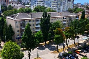 комерційна за адресою Галицька вул., 67