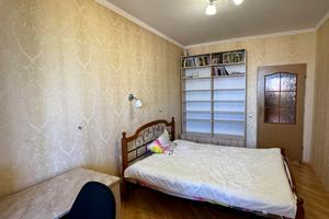 квартира по адресу Л.Гузара, 15 а