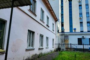 комерційна за адресою Юрія Поправки вул. (Миколи Лебедєва), 14-А