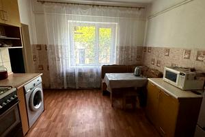 будинок за адресою Поліська вул.