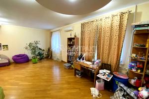 будинок за адресою Зелена, 9