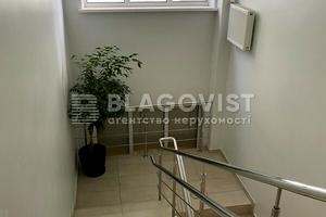 комерційна за адресою Тарасівська вул., 15Б