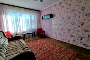 квартира за адресою Дніпровська набережна вул., 5-А