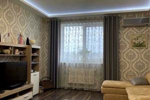 квартира за адресою Тополина вул., 7