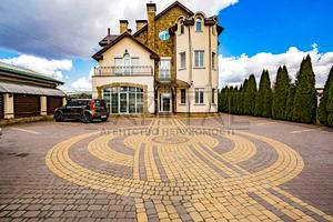 комерційна за адресою Бориспільський, 1