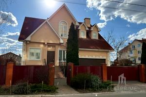 дом по адресу Богдана Хмельницкого ул., 16