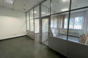 комерційна за адресою Бориспільська вул., 19Б