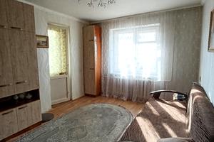 квартира за адресою вул. Небесної Сотні, 24