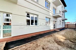 коммерческая по адресу Радужная ул., 131