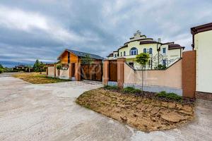 будинок за адресою Бориспільський