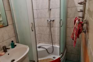 квартира за адресою Залізнична вул., 12