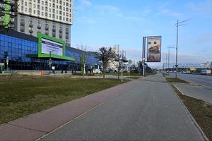 комерційна за адресою Миколи Бажана просп., 17