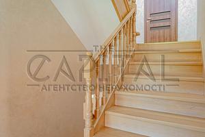 комерційна за адресою вул. Березнева, 20