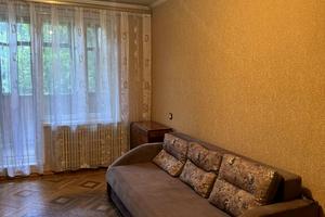 квартира по адресу Гвардейцев-Широнинцев ул., 27