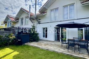 будинок за адресою с. Старі Петрівці, Юрківська вул.
