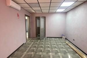 комерційна за адресою Ревуцького вул., 54
