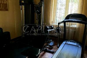 будинок за адресою Броварський