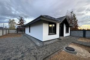 дом по адресу Успішна, 12