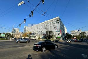 комерційна за адресою Митрополита Василя Липківського вул. (Урицького), 44