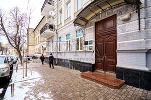 комерційна за адресою Ярославів Вал вул., 38