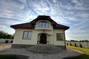 будинок за адресою Березнева, 7