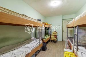 комерційна за адресою Братиславська вул., 13