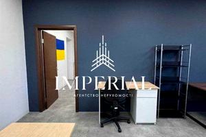 комерційна за адресою Лесі Українки бульв., 6