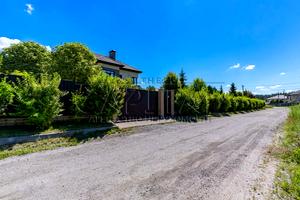 будинок за адресою Київська