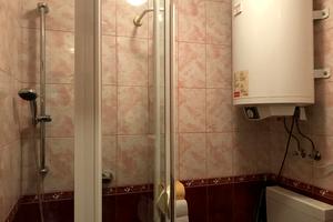 комерційна за адресою Заліська вул., 5