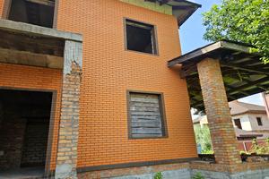 будинок за адресою Юності вул.