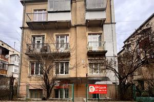 комерційна за адресою Ярослава Пастернака вул., 4