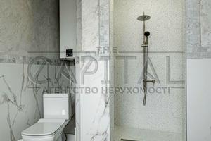 будинок за адресою с. Лісники, Виноградна вул.