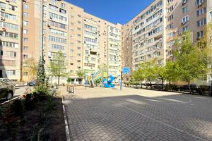 квартира за адресою Євгена Чикаленка вул., 59к