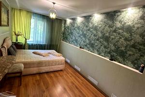 квартира за адресою Заводська вул., 18/1