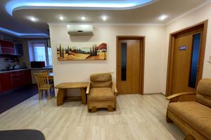 квартира за адресою Сухумська вул., 24