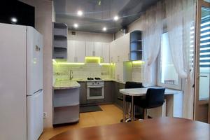 квартира по адресу Степана Бандери ул., 49/1