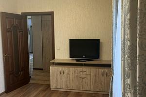 дом по адресу київська, 104