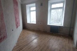 комерційна за адресою Софіївська вул., 6