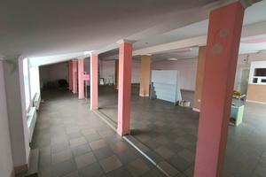 комерційна за адресою Монастирська, 28