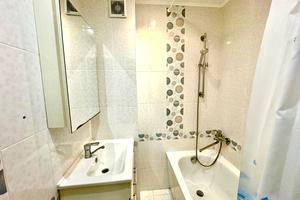 квартира за адресою Жоліо Кюрі вул., 32