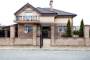 будинок за адресою Кар'єрна вул.