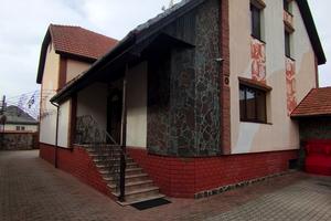 коммерческая по адресу с. Сторожница, Ужанская ул., 30