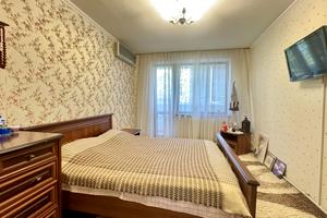 квартира за адресою Калинова вул., 64