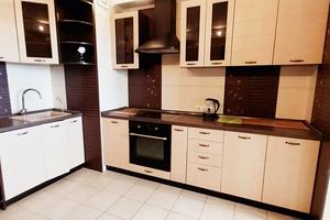 квартира по адресу Олены Пчилки ул., 4