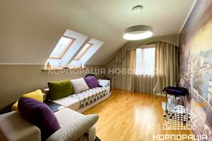 будинок за адресою Коритнянська вул., 1