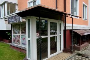 комерційна за адресою Бориса Гмирі вул., 2