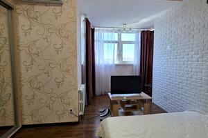 квартира по адресу Степана Бандери ул. (Шмидта), 13/15
